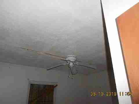 8211 Greenview (26)_m.jpg